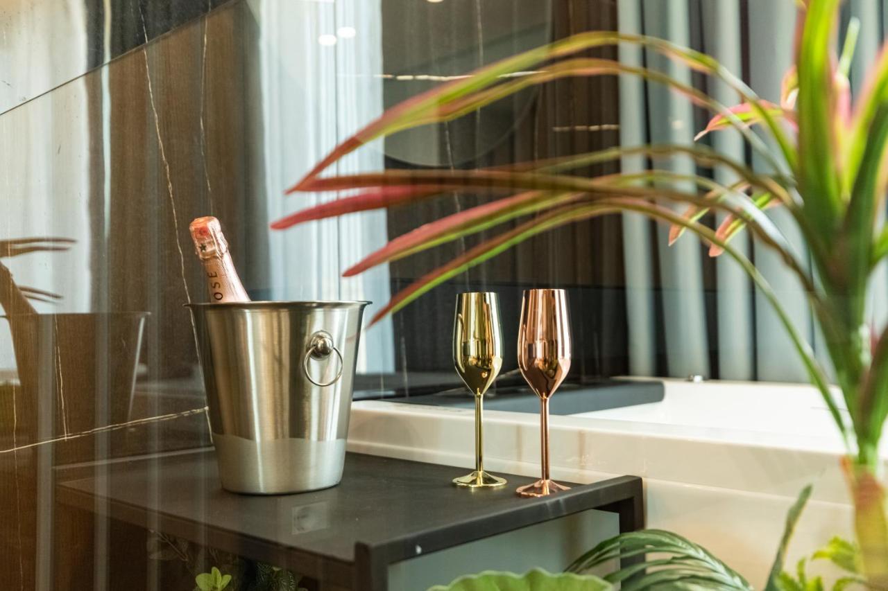 Ames Hotel & Spa วญอเรอ ภายนอก รูปภาพ