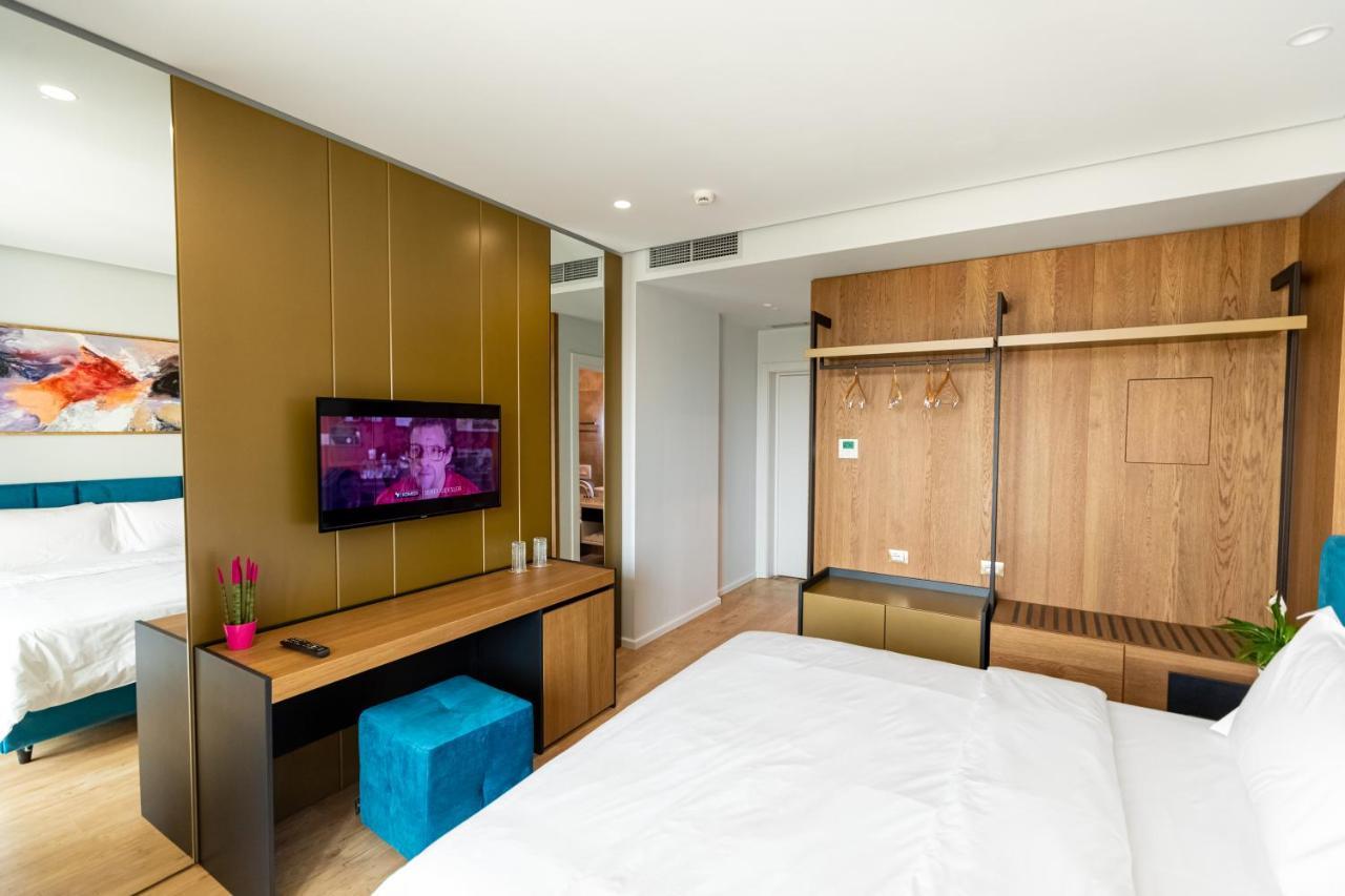 Ames Hotel & Spa วญอเรอ ภายนอก รูปภาพ