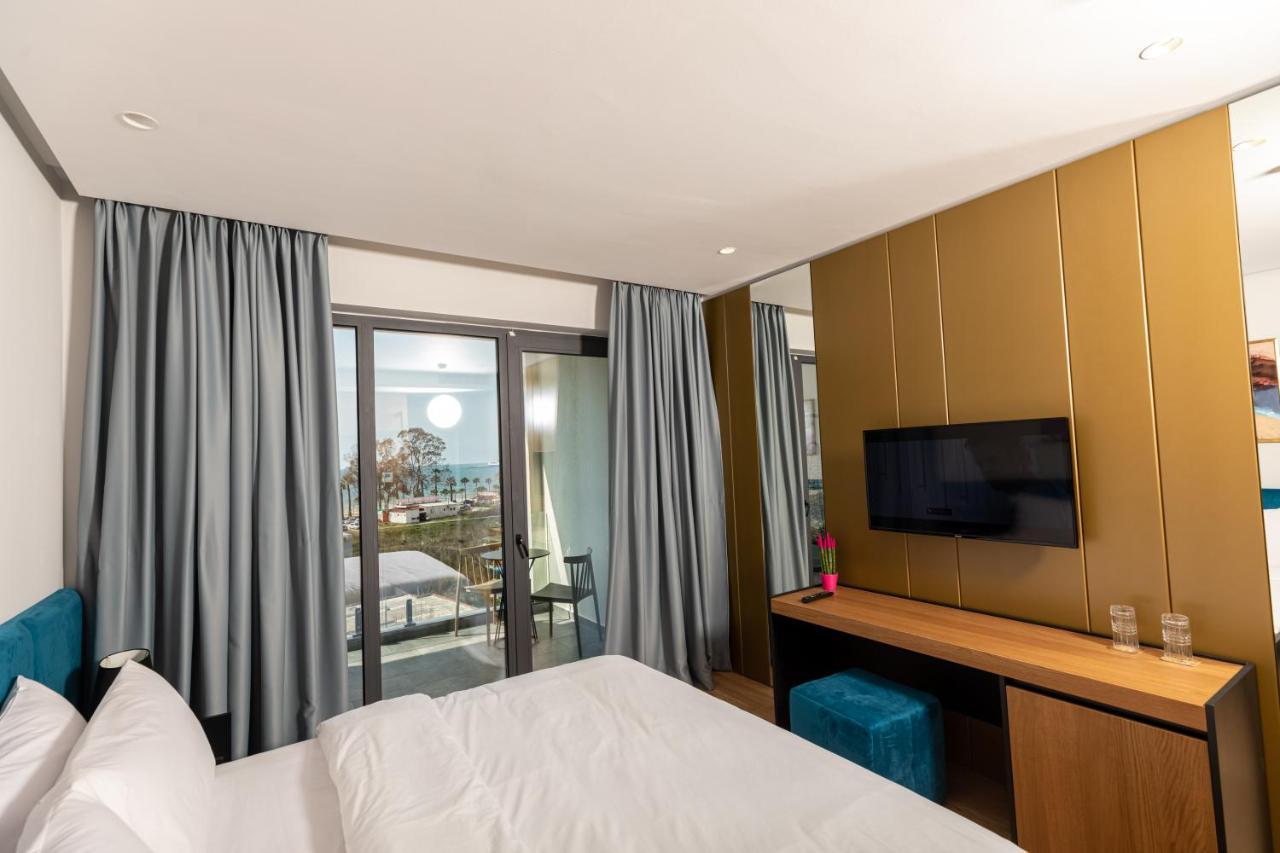 Ames Hotel & Spa วญอเรอ ภายนอก รูปภาพ